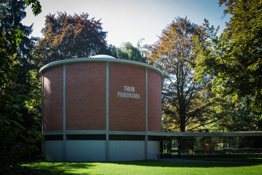 Vista interna del Panorama di Thun con il dipinto circolare storico