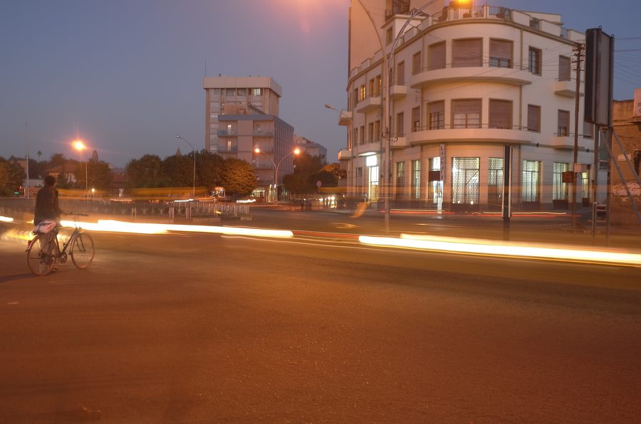 Asmara di notte
