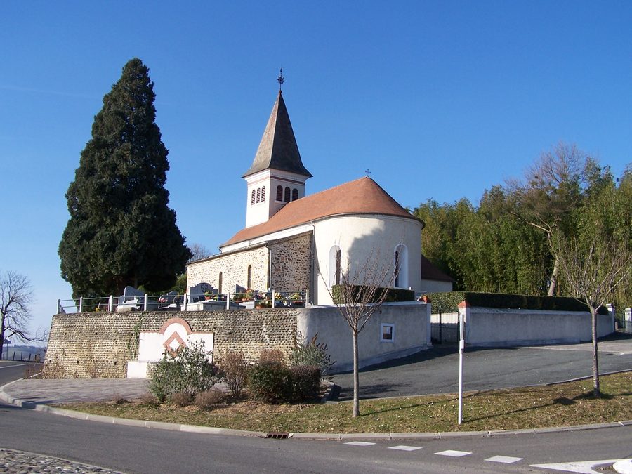 Chiesa di Urdès nei Pirenei Atlantici
