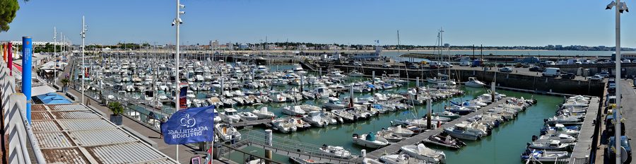 Vista panoramica del porto turistico di Royan, Charente-Maritime, Francia