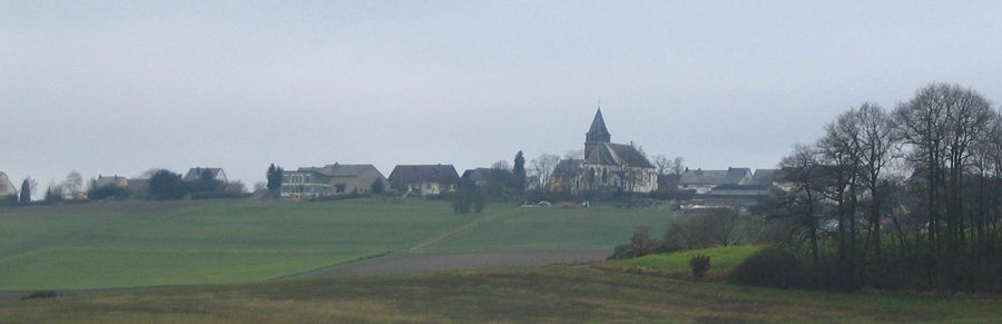 Tellig nell'Hunsrück da una vista meridionale