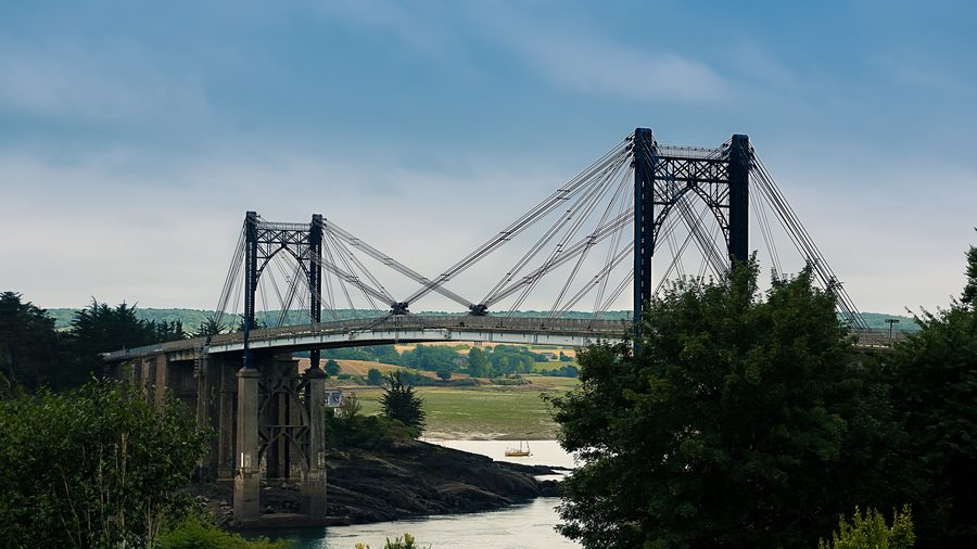 Vista del ponte di Lézardrieux sul Trieux