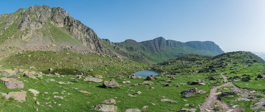 Paesaggio dei Pirenei nel comune di Laruns nel dipartimento dei Pyrénées-Atlantiques