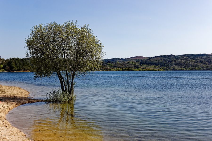 Paesaggio dell'Albufeira do Azibo, a Macedo de Cavaleiros