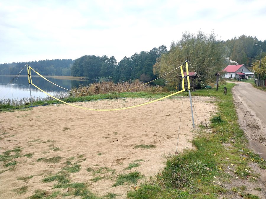 Prusy Dolne nella contea di Ostródzki e il lago Ruś