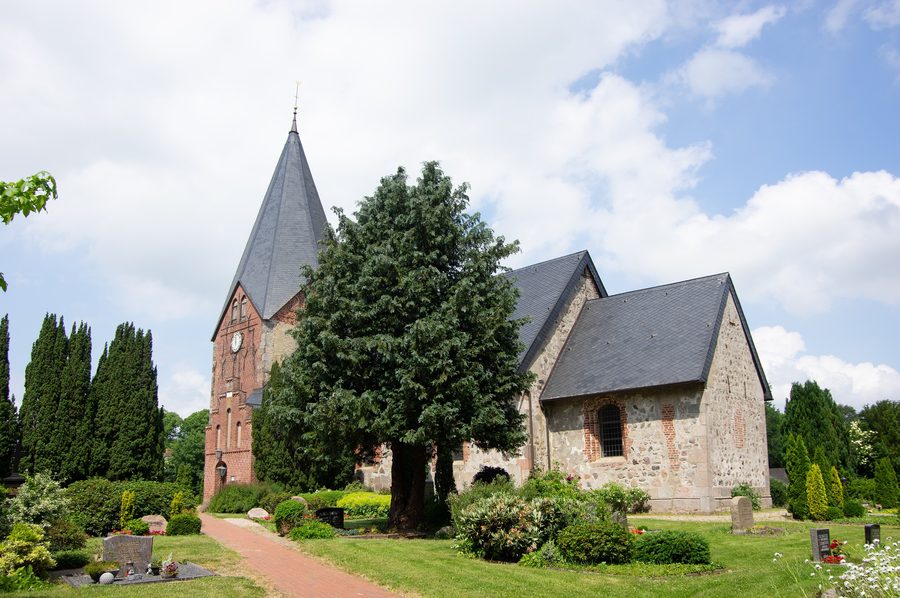 Chiesa di San Nicolai nel quartiere di Groß Quern di Steinbergkirche