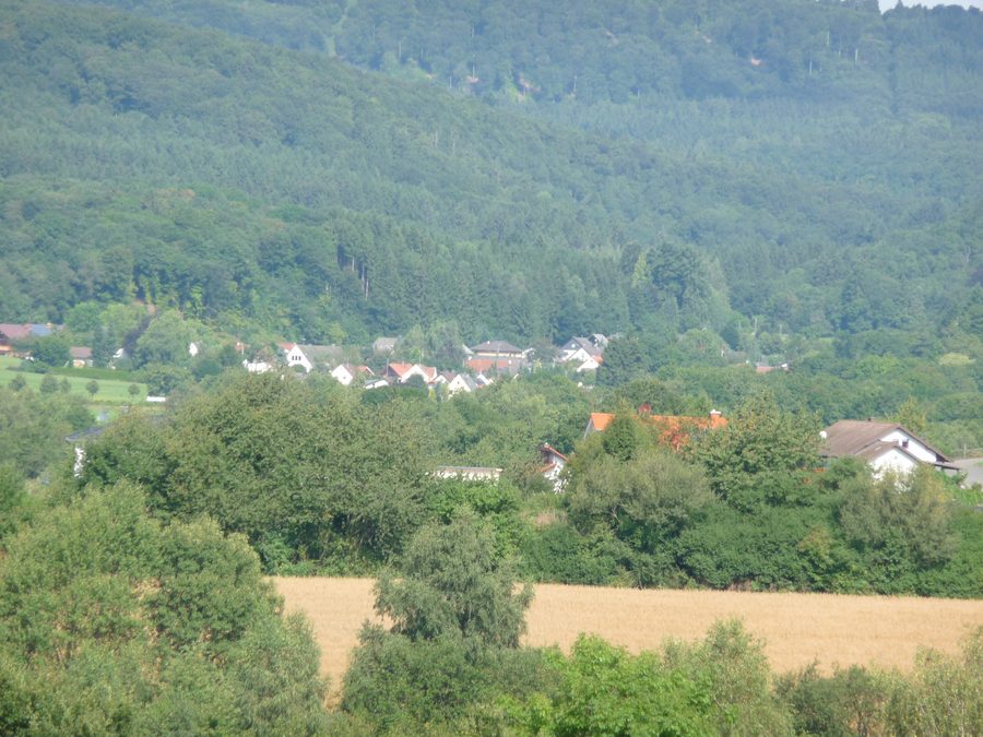 Achtelsbach con paesaggio rurale boscato