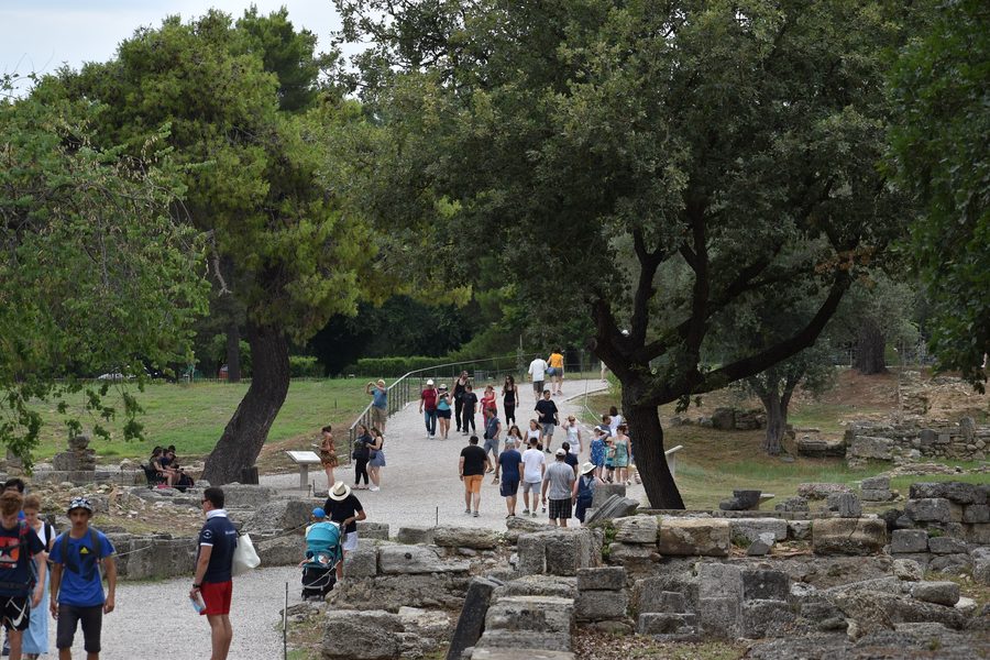 Rovine archeologiche ad Ancient Olympia nella penisola greca del Peloponneso