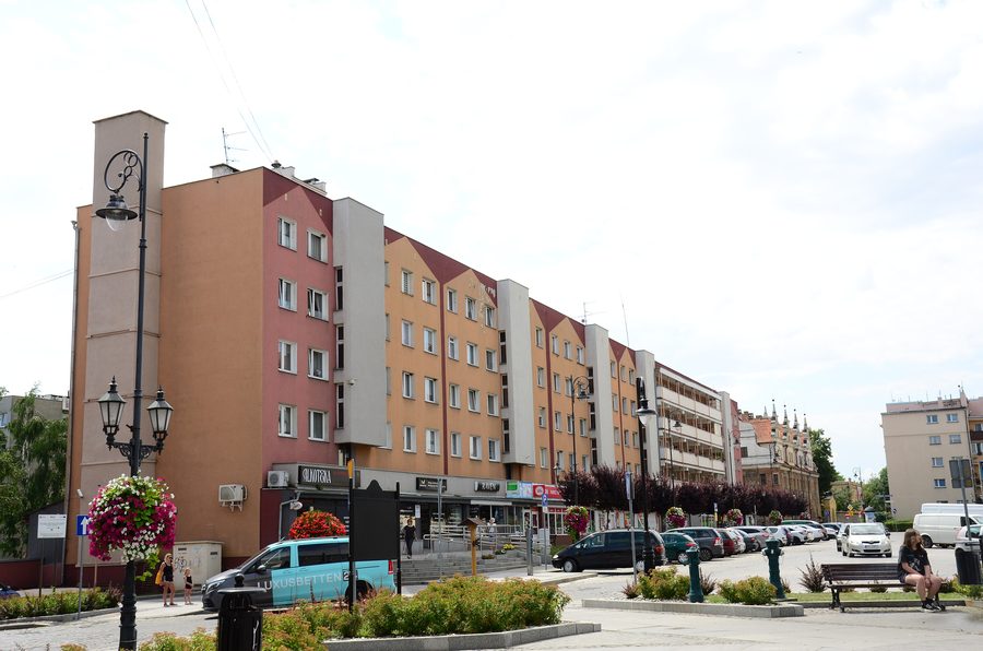 Piazza del mercato di Strzelin in Bassa Slesia