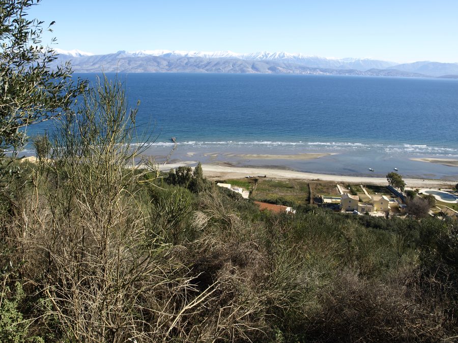 Baia di Apraos e spiaggia di Kalamaki a Corfù