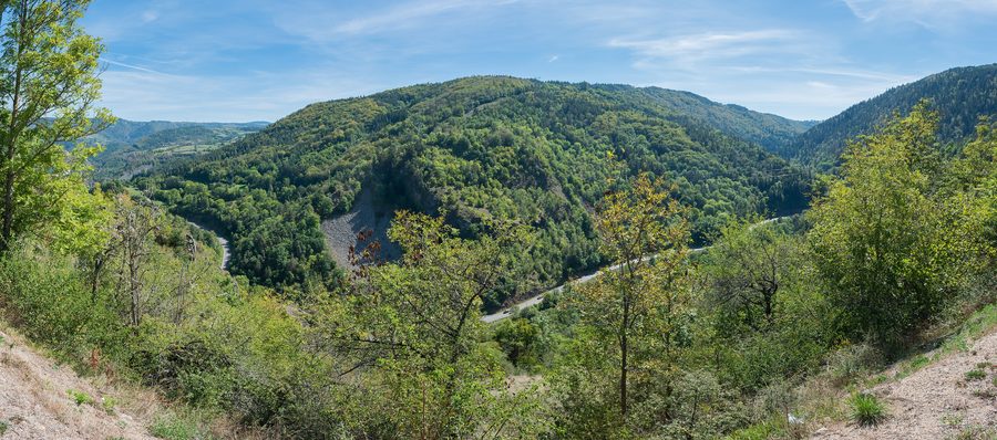 Valle del fiume Allier a Monistrol-d'Allier, Alta Loira, Francia