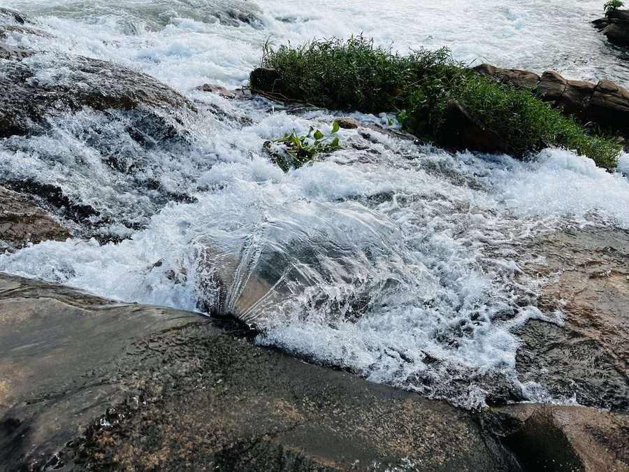 Cascate Busowoko nel distretto di Jinja in Uganda