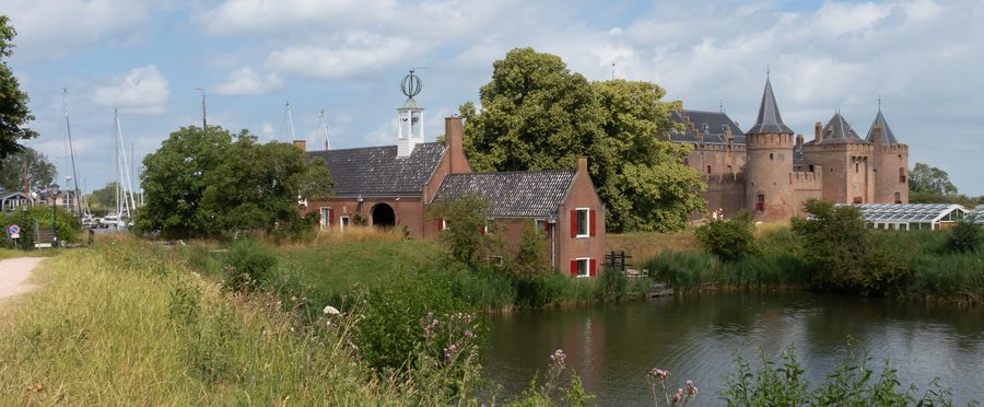 Il Muiderslot, una storica fortezza sull'acqua presso Muiden