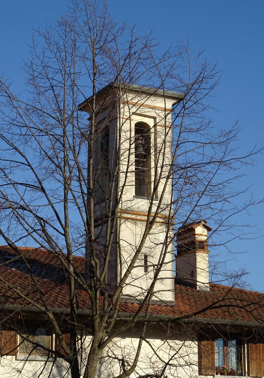 Campanile della Chiesa dei Morti di Ravarolo a Verdello, Lombardia
