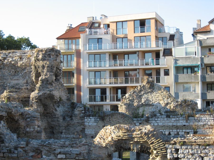 Terme romane di Varna con resti murari antichi conservati