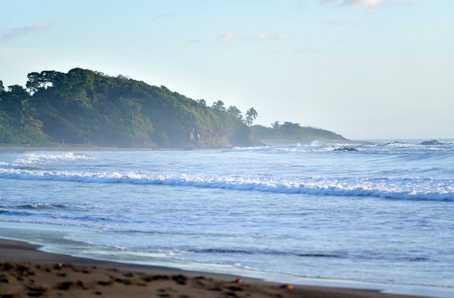 Costa del Pacifico sulla penisola di Nicoya in Costa Rica