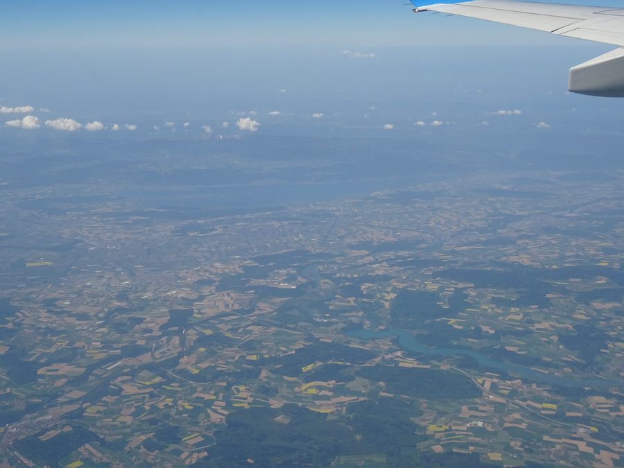 Veduta aerea del paesaggio del Seeland sul Lago di Bienne.