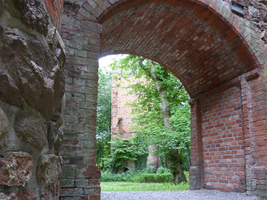 Porta nord dell’ex castello di Beetzendorf vista dall’esterno