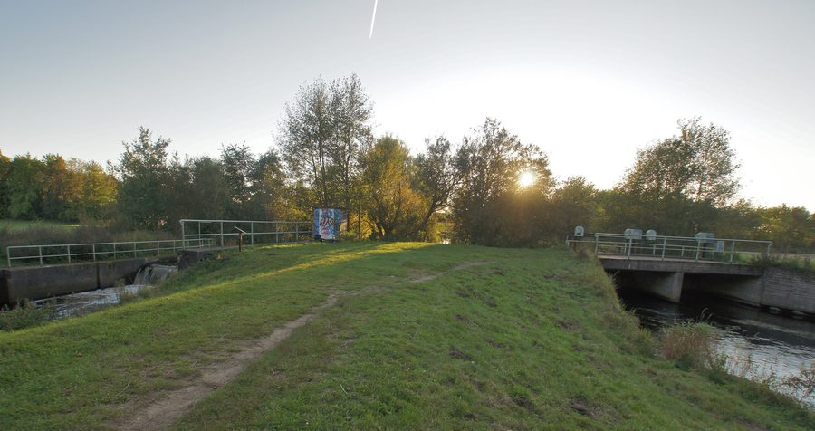 Confluenza della Seeve e del canale Seevekanal a Seevetal-Maschen