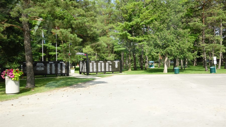 Peacekeepers Park ad Angus, Ontario