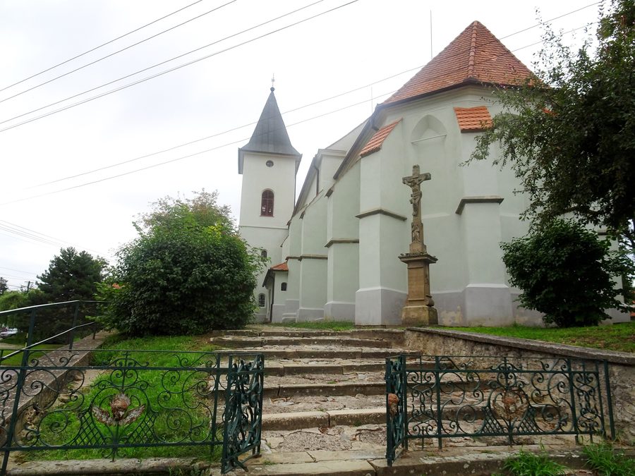 Vista esterna della chiesa della Natività di Maria a Vémyslice