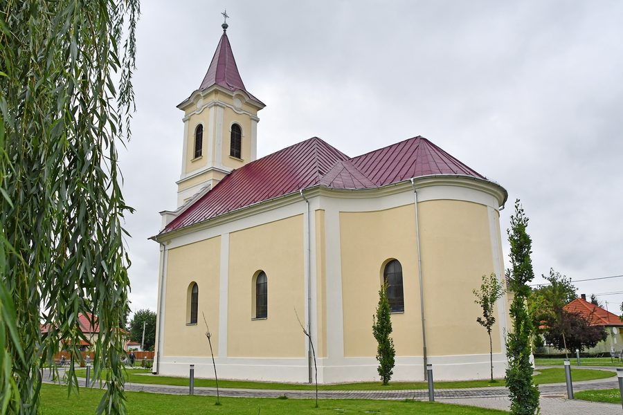 Chiesa cattolica romana a Kemecse nel comitato di Szabolcs-Szatmár-Bereg