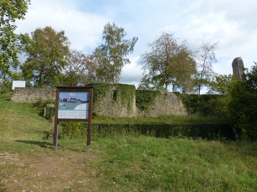 Rovine della Burg Dollendorf a Schloßthal