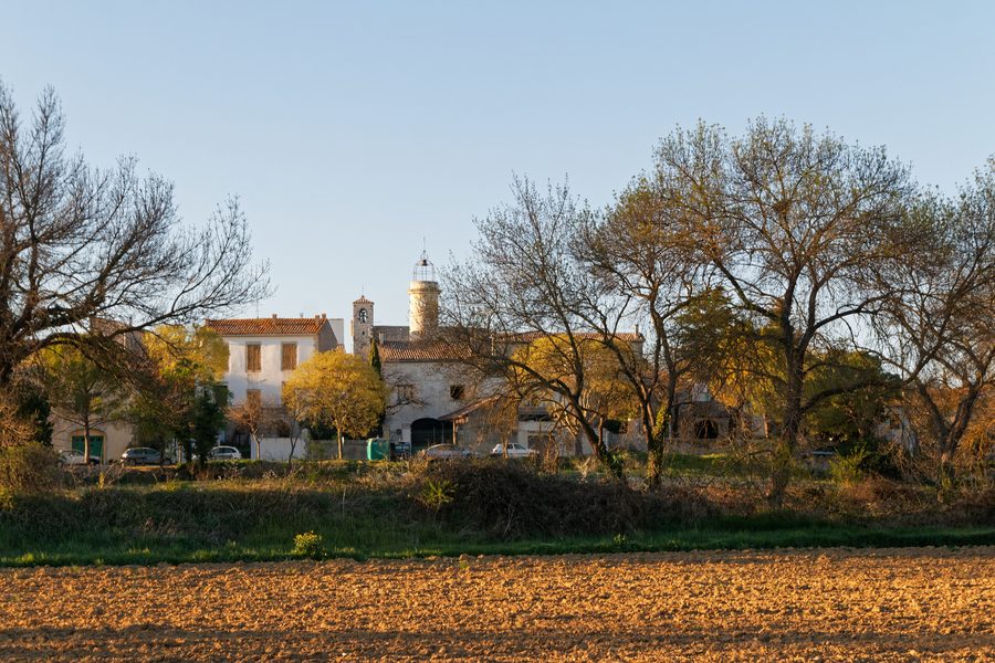 Il villaggio di Parignargues visto dal cimitero.