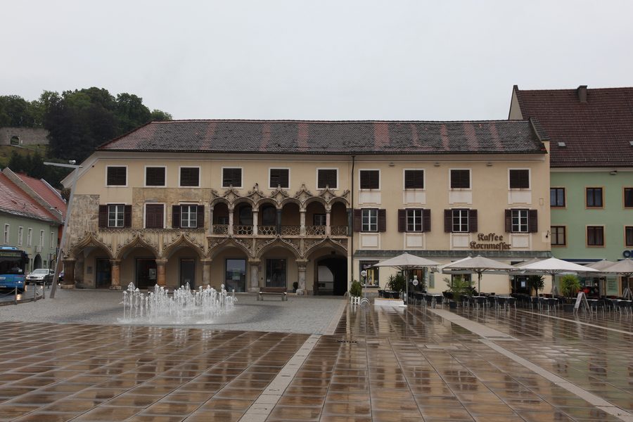 Kornmesserhaus gotico a Bruck an der Mur