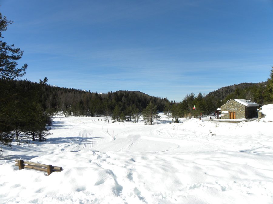 Vista panoramica sulla riserva naturale Pian di Gembro presso Villa di Tirano