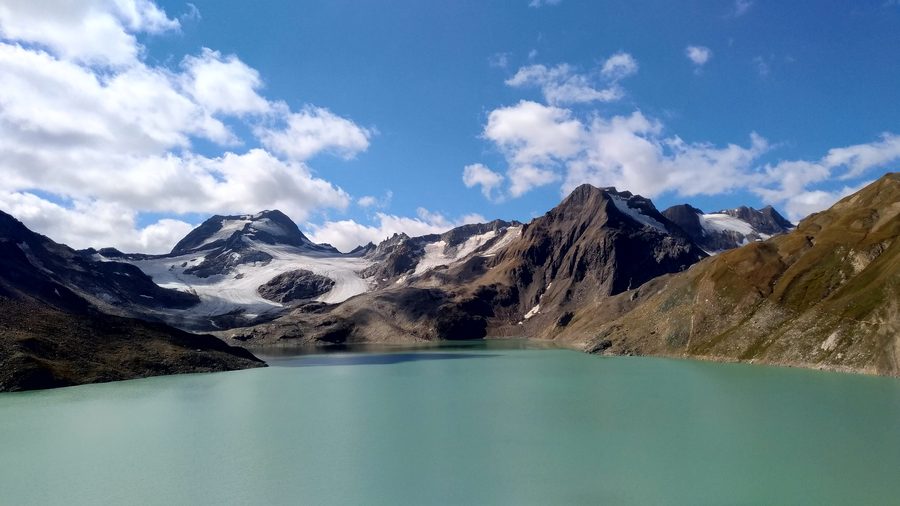 Lago del Sabbione con Punta d'Arbola e il ghiacciaio del Sabbione in Val Formazza
