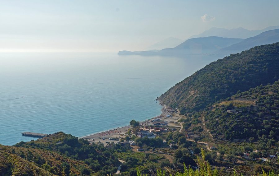 Spiaggia presso Bunec sulla Riviera albanese
