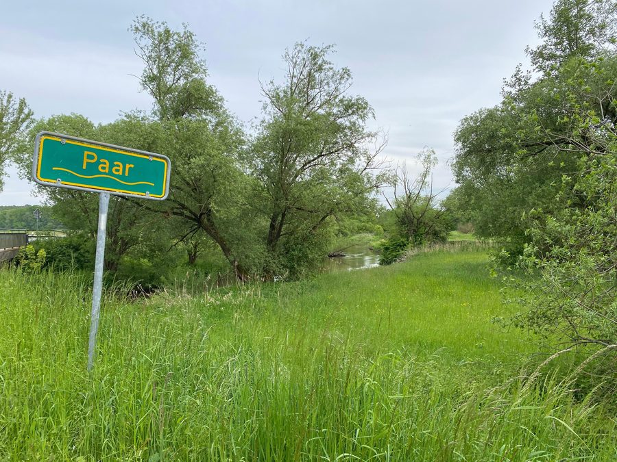 Il fiume Paar presso Radersdorf nel circondario di Aichach-Friedberg