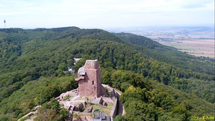 Kyffhäuser, torre televisiva sul Kulpenberg e rovina Rothenburg