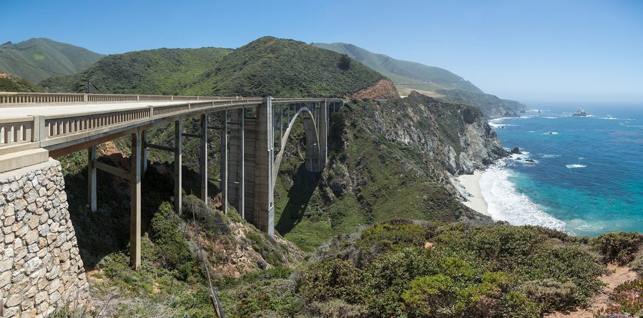 Bixby Creek Bridge sulla costa californiana