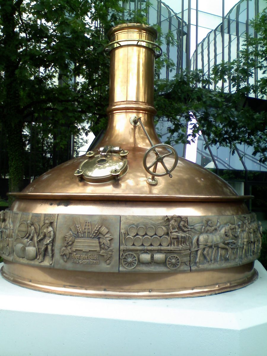 Rappresentazione storica sulla storia della birreria a Warstein