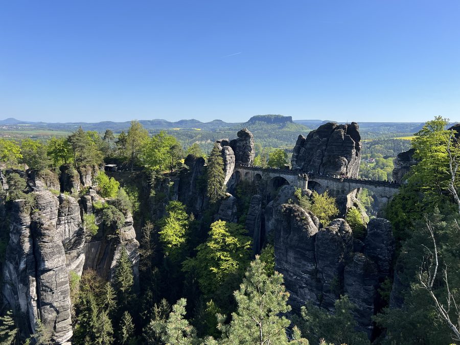 Paesaggio roccioso nella Svizzera Sassone