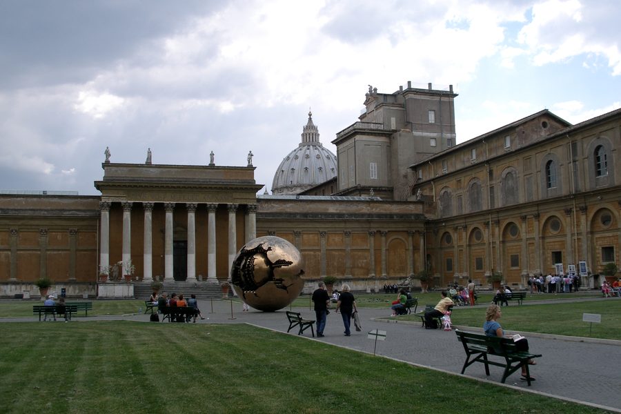 Giardini e cortili dei Musei Vaticani