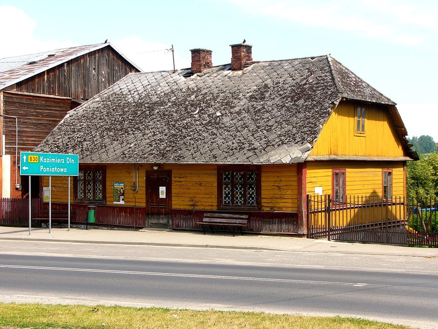 Casa in legno a Rynek 35 a Wąwolnica