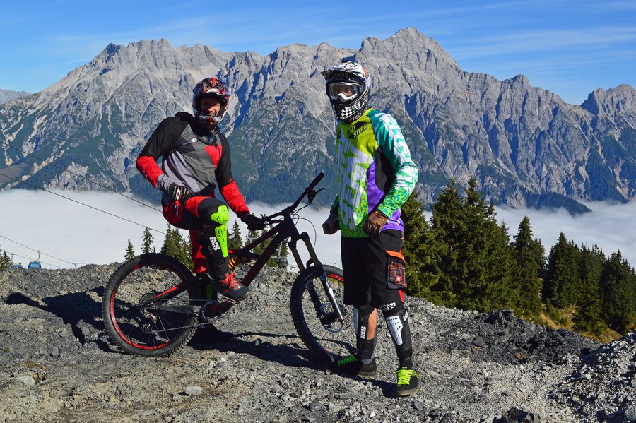 Stazione a monte della funivia Asitz a Leogang con le Leoganger Steinberge sullo sfondo