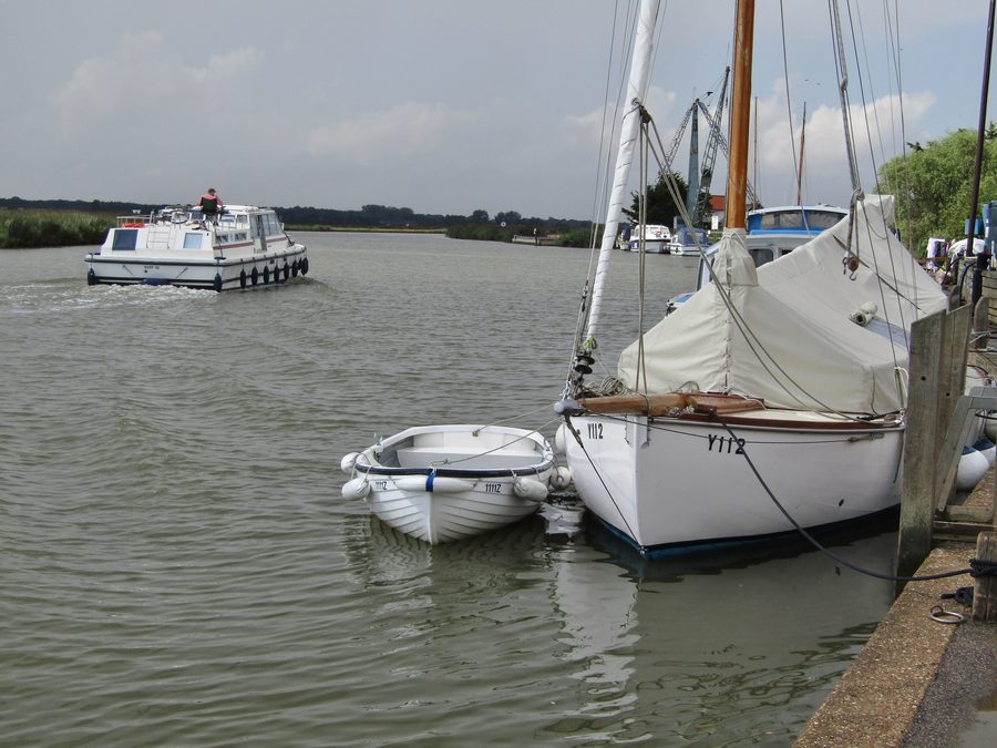 River Yare a Reedham