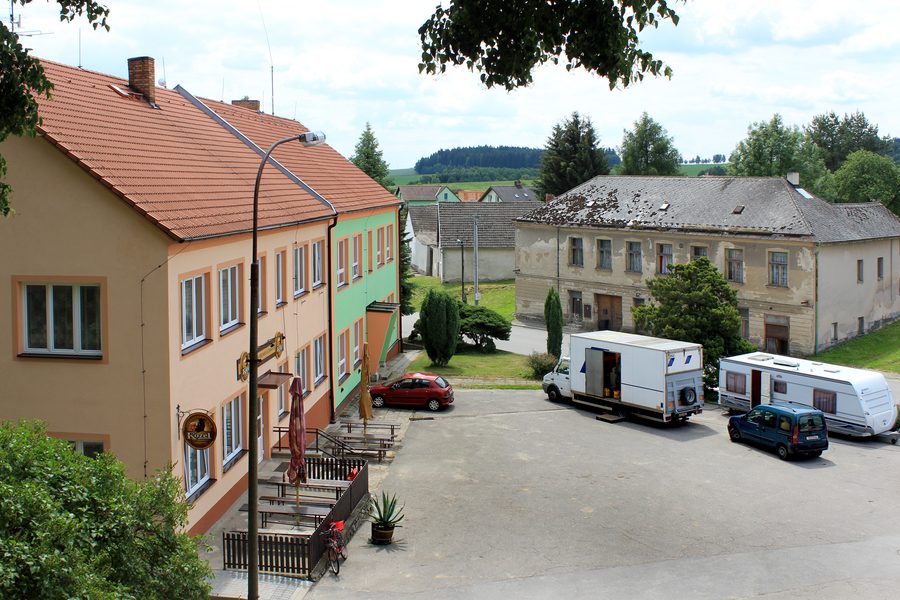 Piazza principale di Lodhéřov in Repubblica Ceca