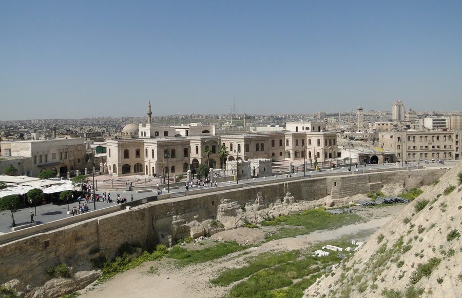 Vista dalla cittadella di Aleppo sulla città storica