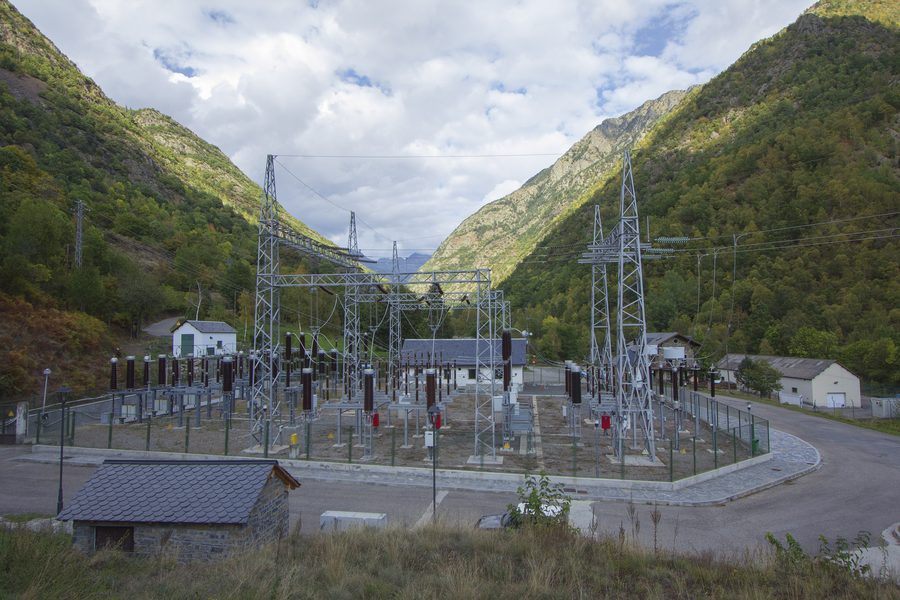 Sottostazione elettrica della centrale idroelettrica di Tavascan nei Pirenei catalani