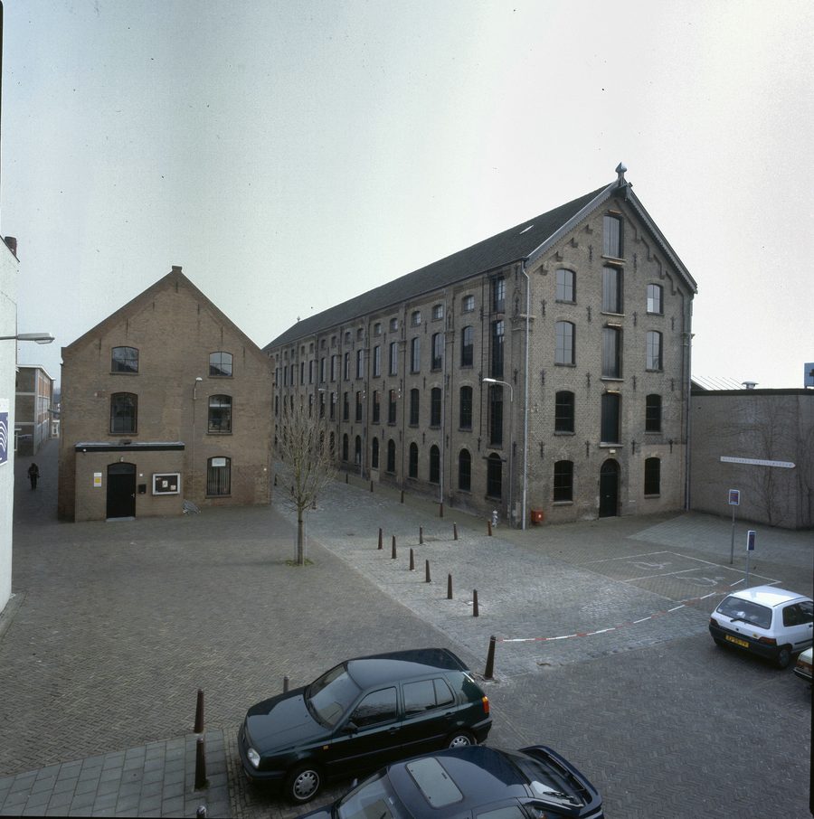 Facciata anteriore e laterale del Textielmuseum di Tilburg