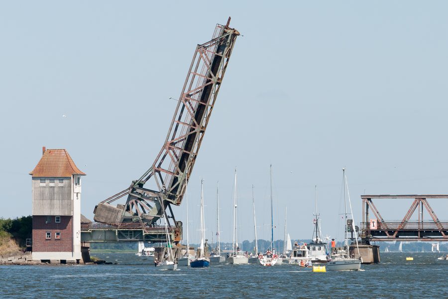 Ponte sullo Schlei aperto presso Lindaunis sullo Schlei