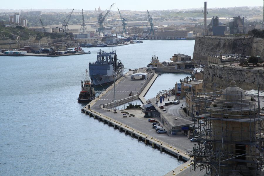 Vista dagli Upper Barrakka Gardens su Valletta e il Grand Harbour