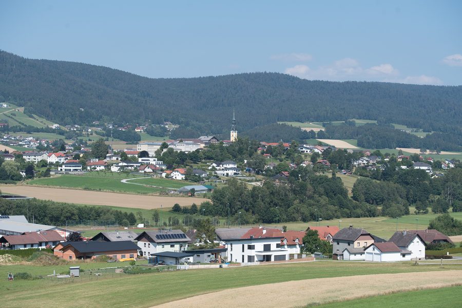 Vista su Ulrichsberg e sulla foce del Teichbach nella Große Mühl
