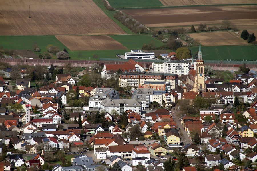 Vista su Sinzheim dalla torre Fremersbergturm