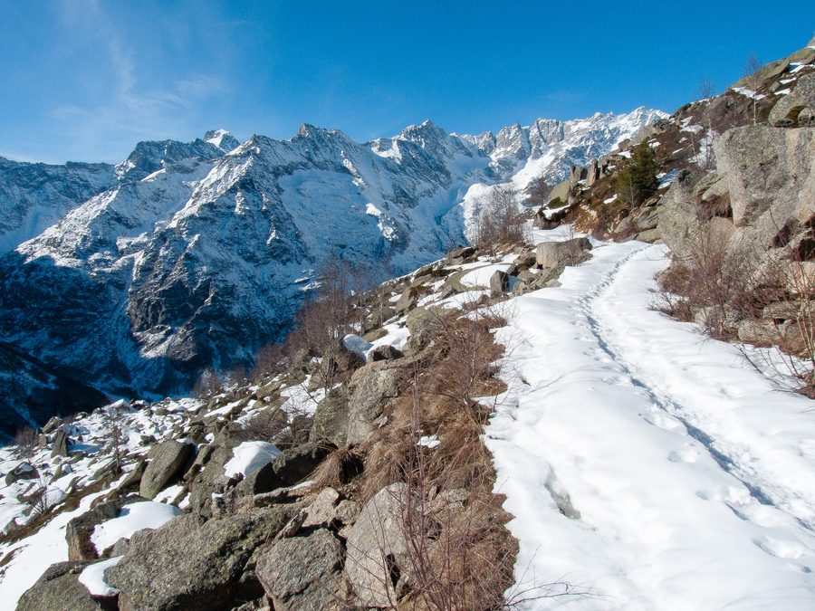 Paesaggio montano nella Val Grande nelle Valli di Lanzo